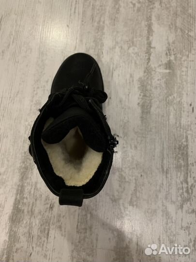 Ботинки для девочки 32 размер