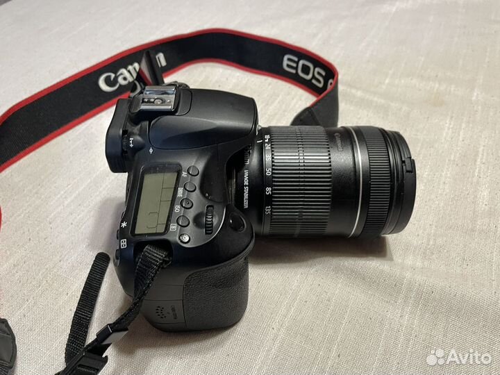 Зеркальный фотоаппарат canon 60d