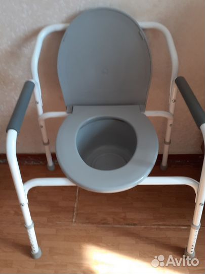 Стул для инвалидов