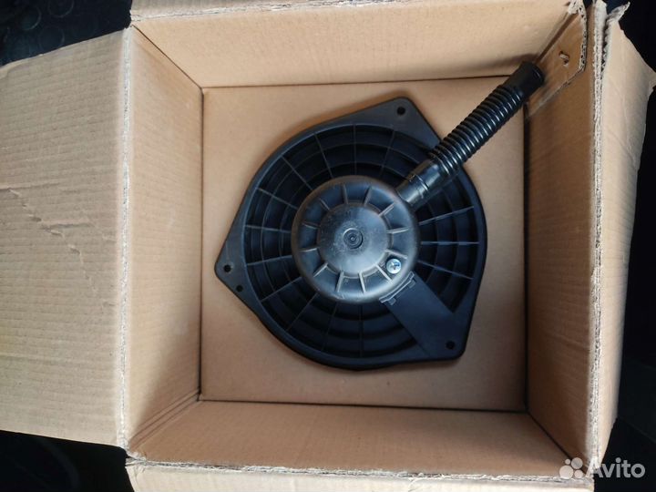 Мотор печки mitsubishi outlander csa431d214