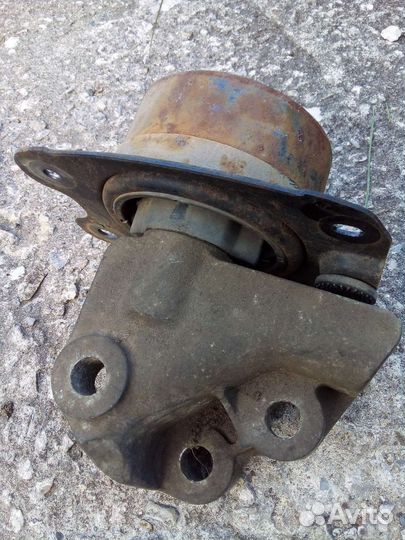 Подушка двигателя chevrolet captiva