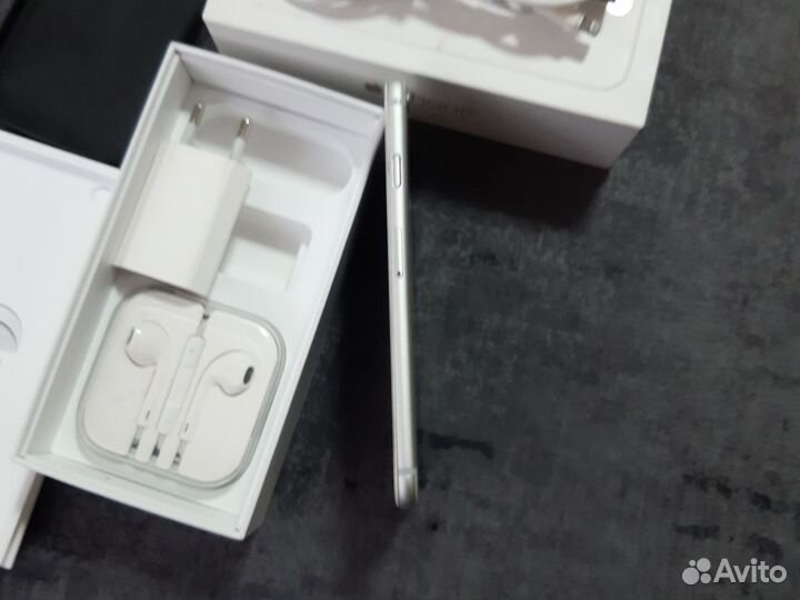 iPhone 6, 64 ГБ