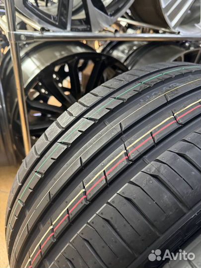 Toyo Proxes Sport 255/40 R20 и 285/35 R20