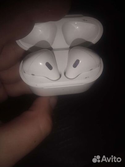 Беспроводные наушники