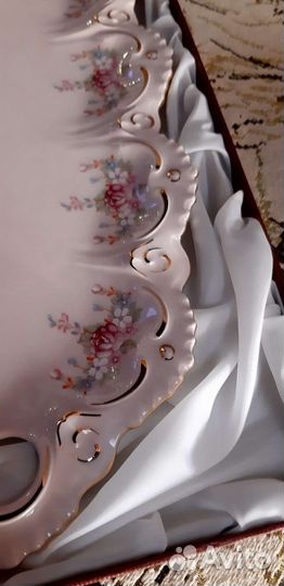 Блюдо фарфор