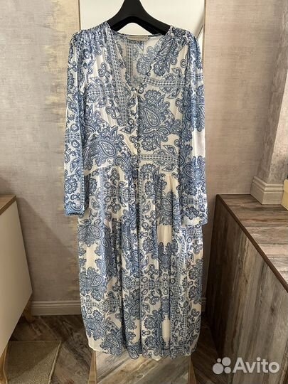 Платье rinascimento 42