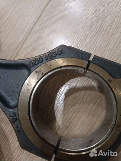 Поршни с шатунами Mercedes Benz OM651