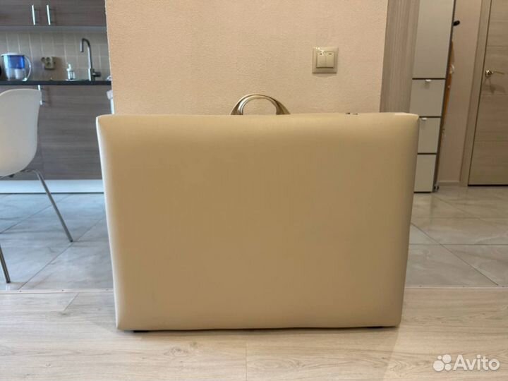 Кушетка косметологическая для наращивания