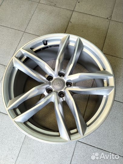 Диск литой R20 Ауди 4H0601025BR