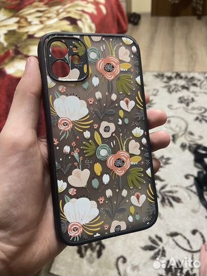 Чехол на iPhone 11