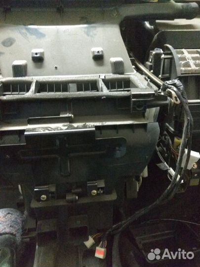 Корпус, вентилятор, радиатор печки Lifan Solano