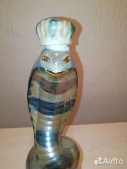 Графин кобра