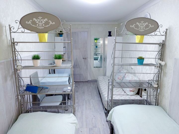 Комната 13 м² в 6-к., 1/5 эт.