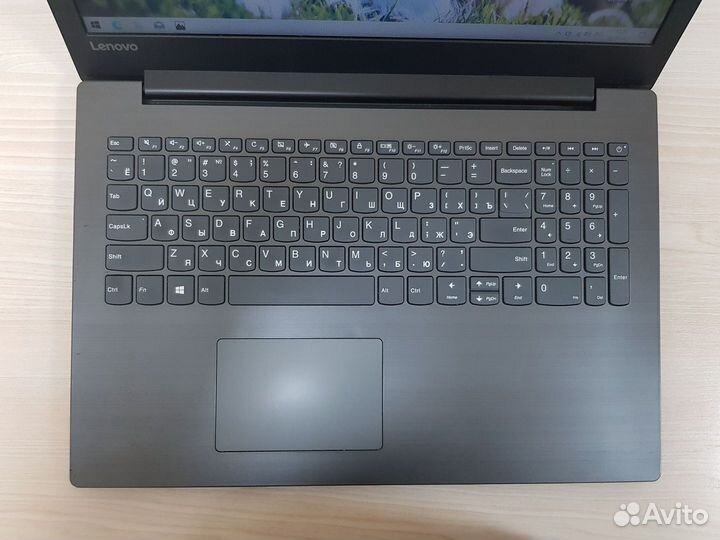 Ноутбук Lenovo на Core i3 7020U с MX150 2Gb