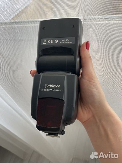 Вспышка yongnuo 560 iv