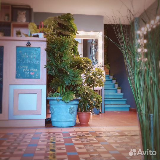 Мастер по наращиванию ресниц