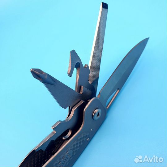 Мультитул swiss+tech 13в1