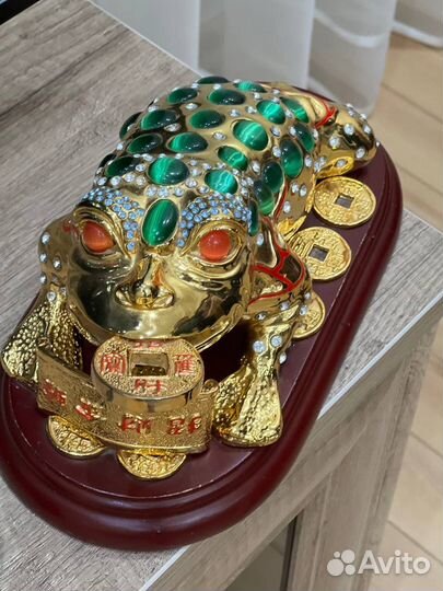 Статуэтка лягушка