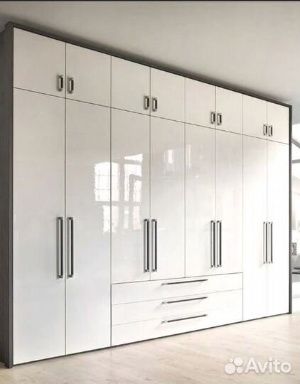 Шкаф по индивидуальному заказу