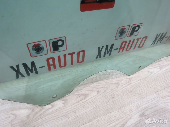 Стекло переднее правое Opel Astra J