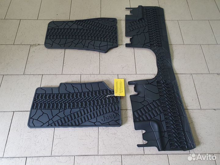 Коврики в салон Jeep Wrangler III JK 2007-2017 5дв