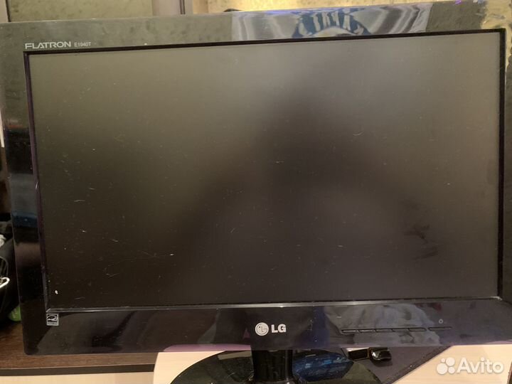 Монитор LG