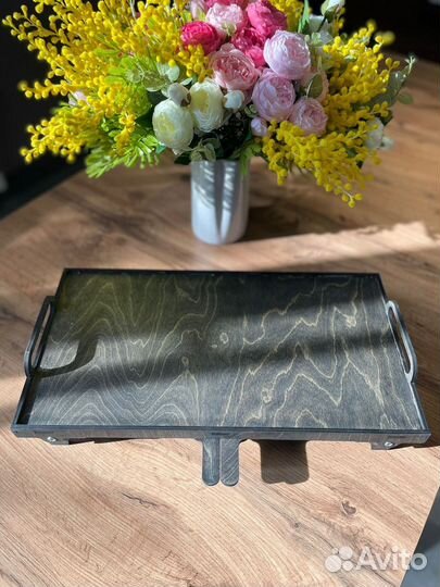 Столик-поднос