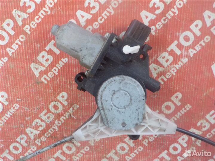 Стеклоподъемник передний правый Subaru Forester