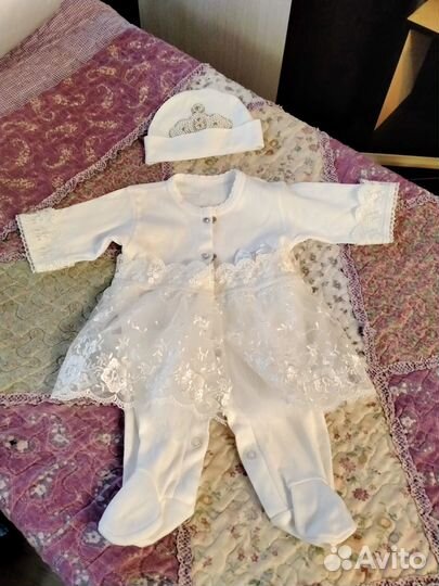 Комплект на выписку для девочки