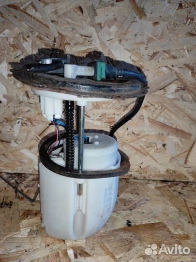 Насос топливный Mitsubishi Lancer CY3A 4B10 2008