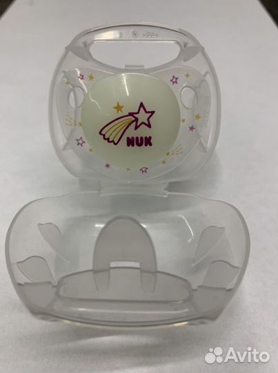 Пустышка Nuk Night&Day