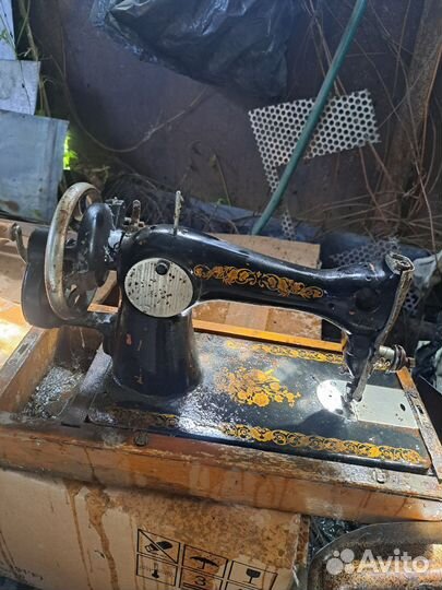 Швейная машинка