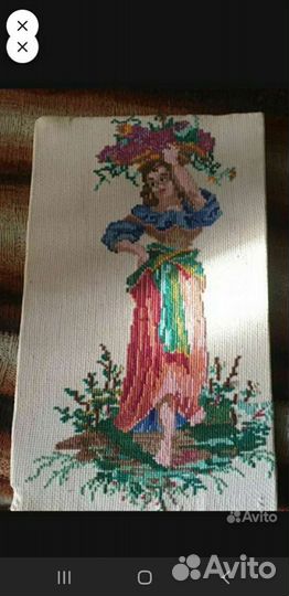 Вышивка старинная в раме