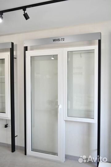 Балконный блок с дверью на заказ