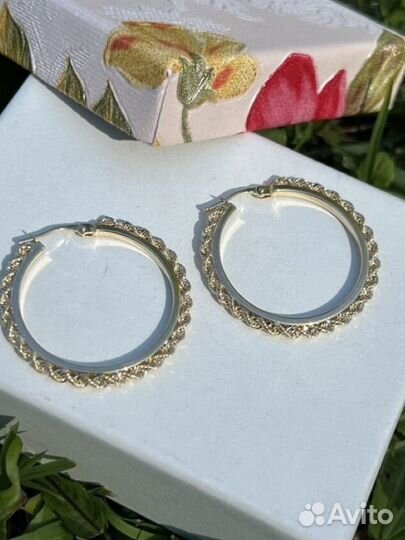 Золотые серьги