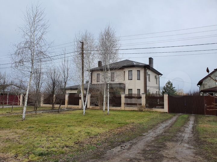 Дом 257 м² на участке 30 сот.