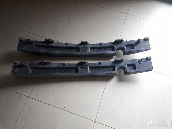 Абсорбер б/у переднего бампера Тойота Камри 50