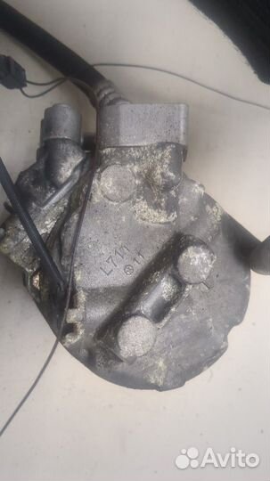 Компрессор кондиционера BMW 5 E60, 2004