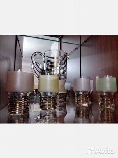 Цветное стекло рубиновое стекло СССР конфетница