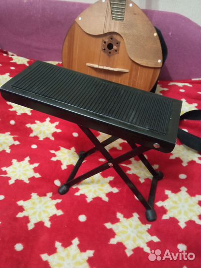 Домра 4 струнная