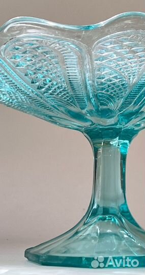 Ваза на ножке СССР Цветное стекло