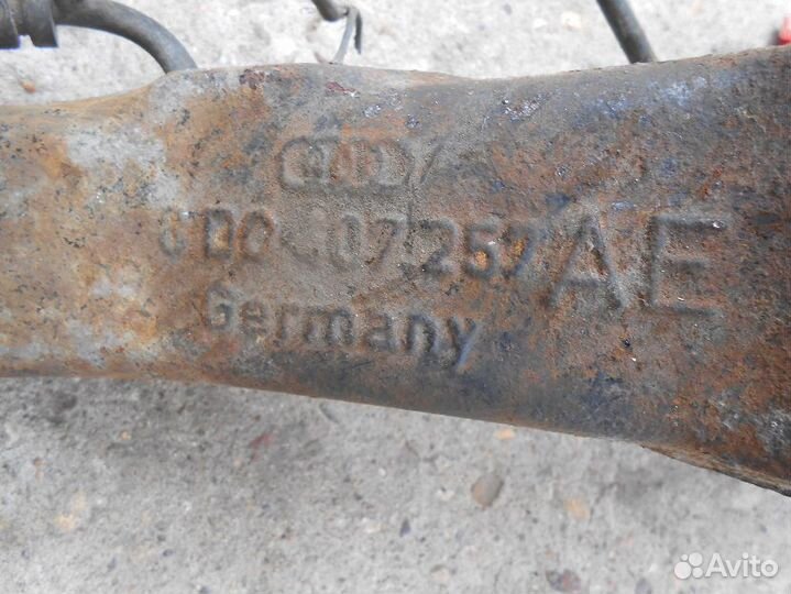 Поворотные кулаки Ауди А4 Б5