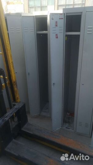 Шкаф для одежды персонала