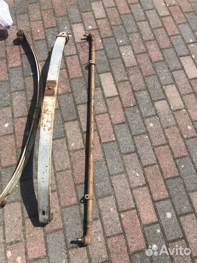 Запчасти на mercedes T1