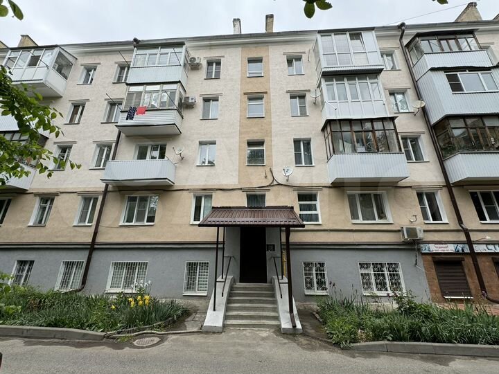 2-к. квартира, 38 м², 1/5 эт.