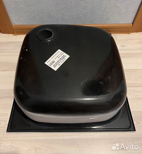 Кухонная мойка новая