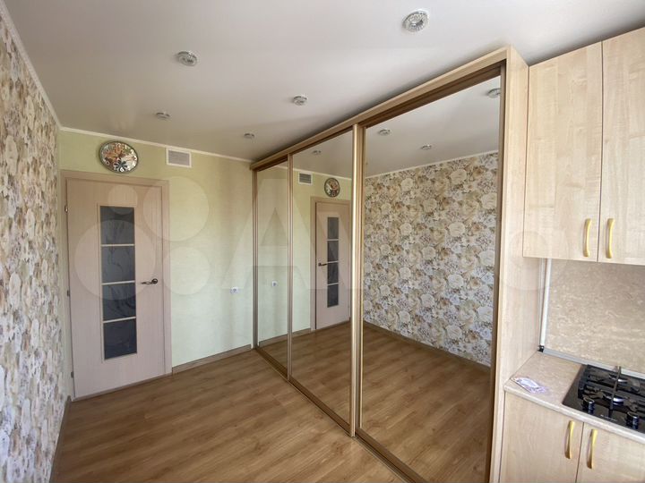4-к. квартира, 76 м², 3/5 эт.