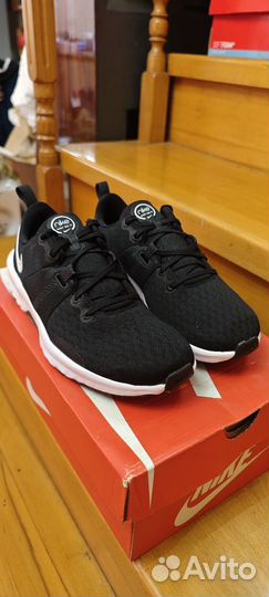 Кроссовки Nike 36, 36.5 и 37 размер оригинал