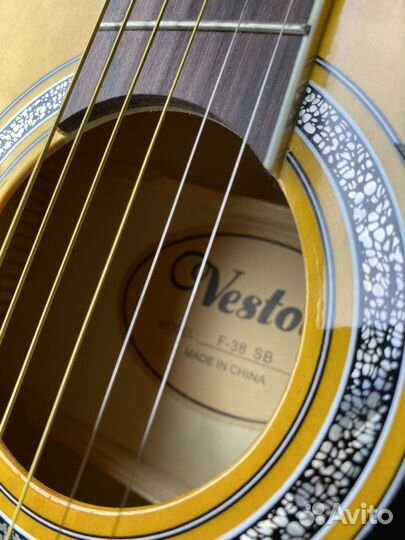 Акустическая гитара с чехлом Yamaha