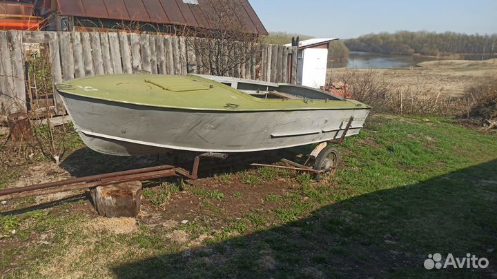 Моторная лодка 